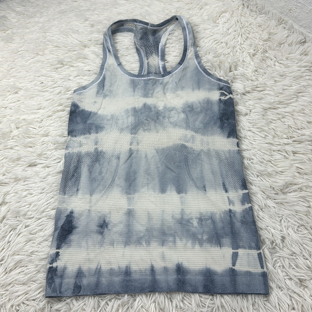 Lululemon Swiftly Tech Tank - image 1